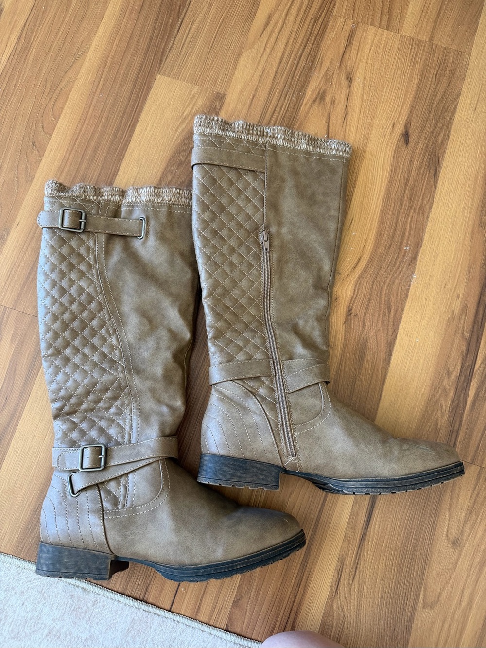 JustFab Quilted Taupe Boots